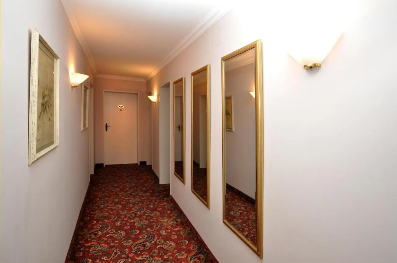 Hotel Altmuenchen By Blattl München